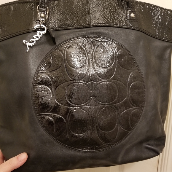 Coach pebbled genuine leather purse - Picture 8 of 15